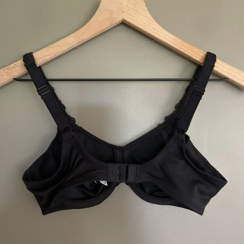 Wacoal Bodysuede Ultra Full Figure Seamless Underwire Bra Black Sz 34C Smoothing